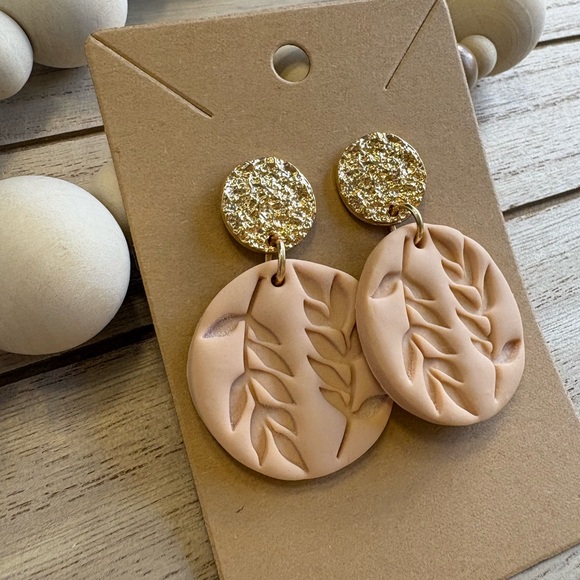 Handmade Blush Pink Leaf-Embossed Earrings with Gold Studs Textured Boho Jewelry - Picture 3 of 5